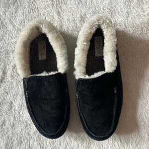 Black and Cream Slip-On Loafers with Plush Lining